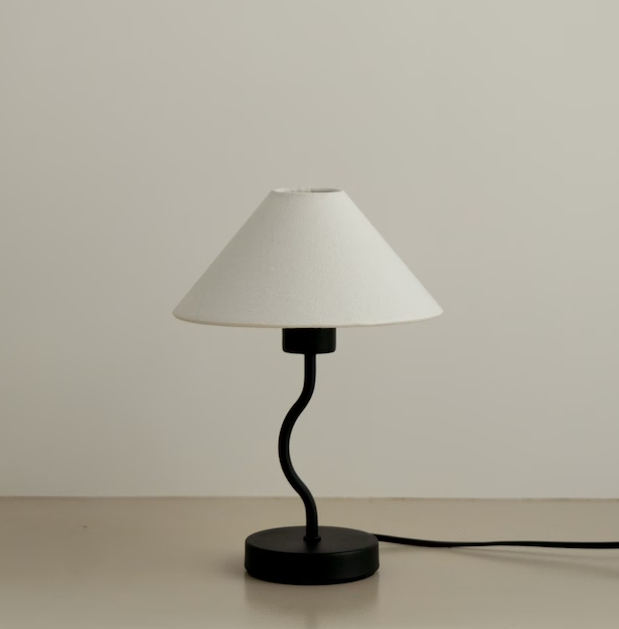 Fig-Stand-Lamp